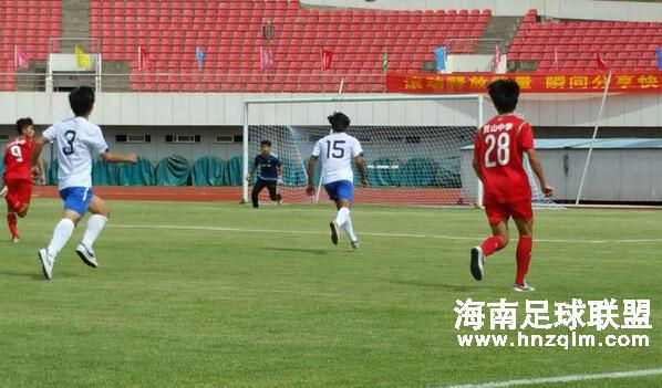 海南省校園足球活動(dòng)月開戰(zhàn) 選好苗將有望進(jìn)U16和U12省隊(duì)