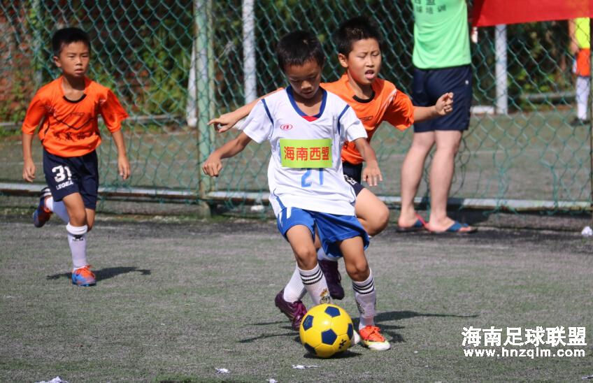 2015“明晟物流杯”第二屆海南少年足球冠軍爭霸賽開幕