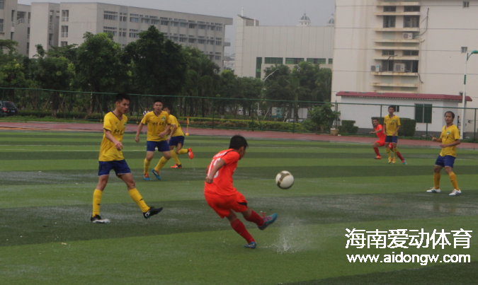 【海超賽】三亞小勝海師“捕獲”3分 海大雨戰(zhàn)逼平萬寧