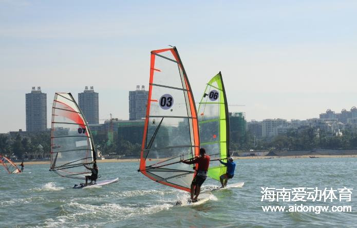 第三屆國際旅游島帆板大獎賽精英挑戰(zhàn)賽　助力三亞打造“中國風帆之都”