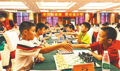 全國(guó)國(guó)際象棋青少年棋王棋后賽儋州收兵