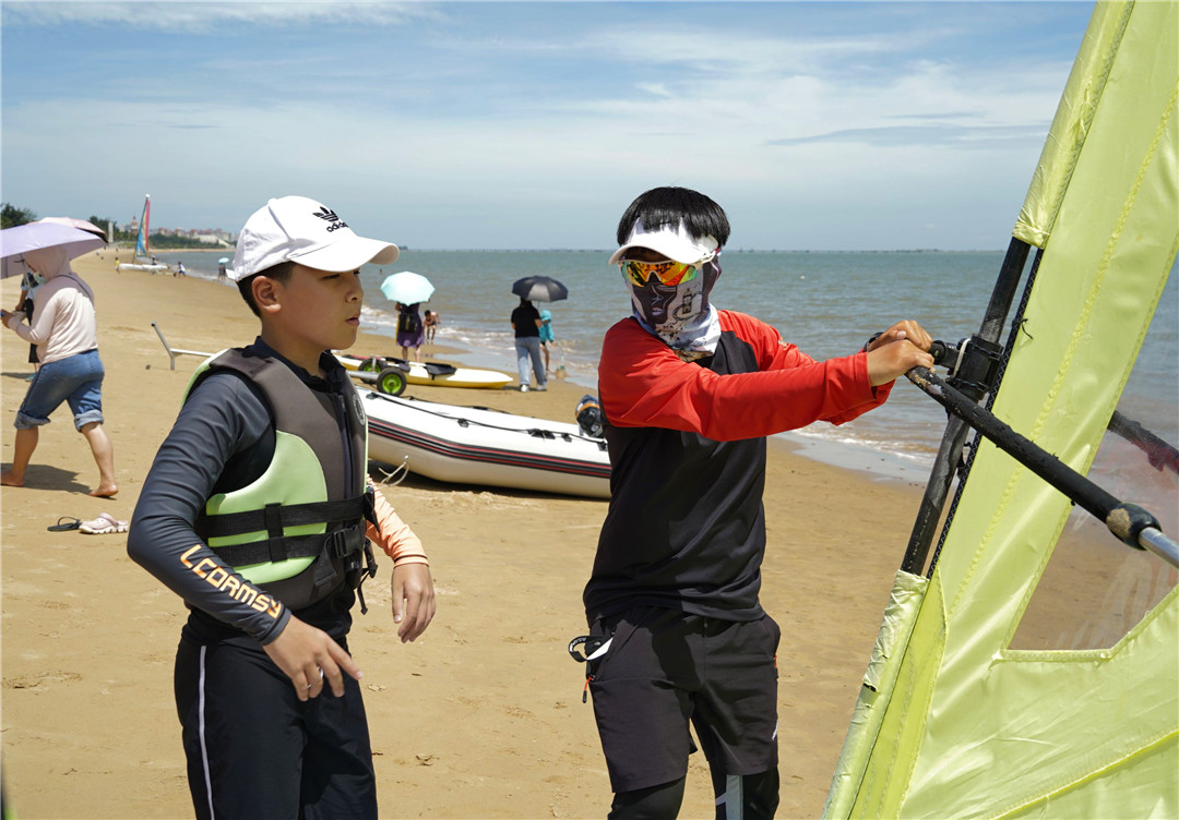 助威奧運(yùn)！海口舉辦“奧運(yùn)嘉年華”水上運(yùn)動(dòng)體驗(yàn)活動(dòng)