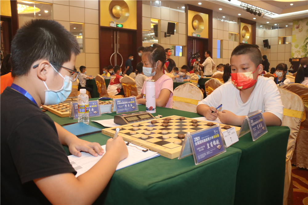 2021全國國際跳棋青少年錦標賽?？陂_賽 14個省市百余名棋手參賽